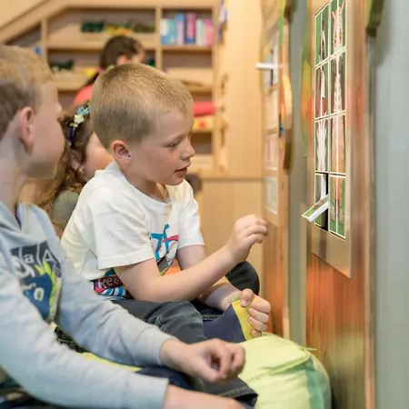 Pradas - 2-5 Premium By Interhome