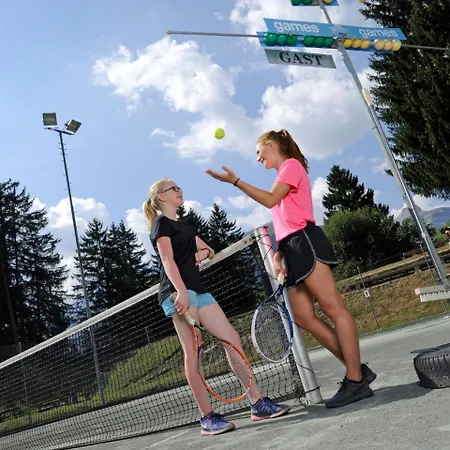 Pradas - 2-5 Premium By Interhome Lägenhet Breíl