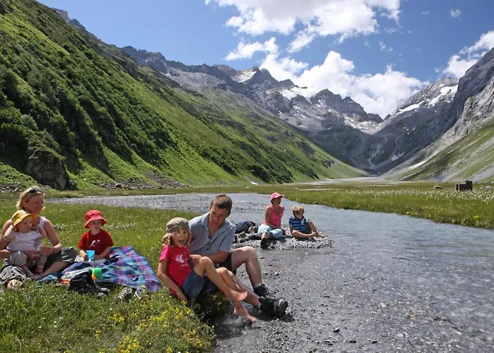 Pradas - 2-5 Premium By Interhome Daire Breíl