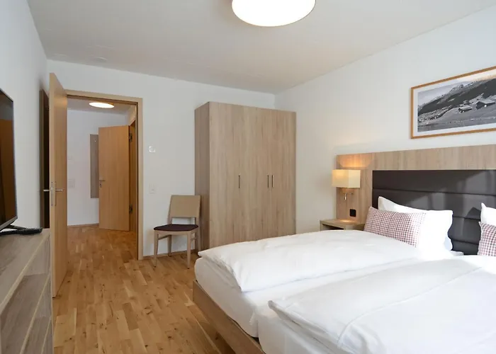 Pradas - 2-5 Premium By Interhome Apartment *